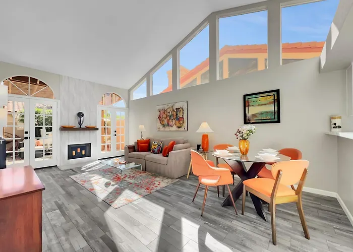 Joshua Holiday home Chandler
